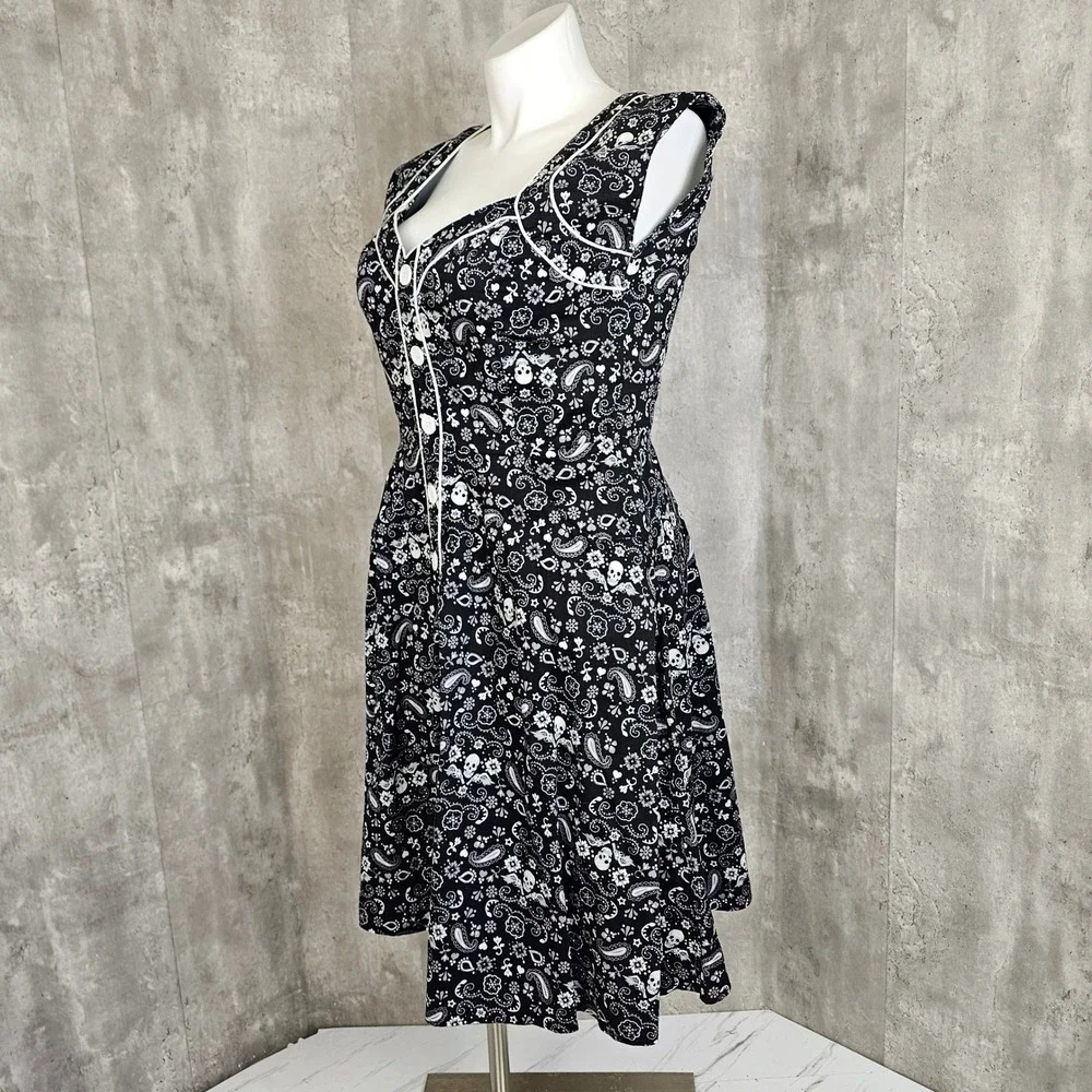 Hell Bunny Vixen Black Bandana Skull Print Button Front Dress – Women's Size XL - Picture 5 of 10